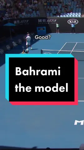 Pls comment if you’re the one who took the picture 👇 #tennis #funny