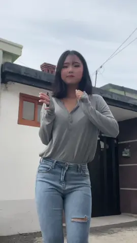 다들 백신 2차맞고 어땠어? 나 맞았는데 지금은 팔만아파,, 다들 후기 좀ㅠ #04 #추천