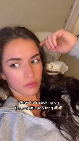 🥴