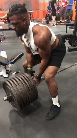 HOW MANY PLATES DID I EAR FOR THANKSGIVING 😅