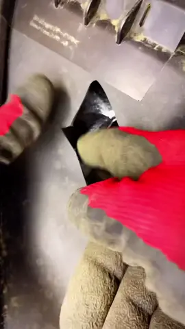 Ремонт пластикового корпуса, 1.5 часа работы за 3 минуты #сделайсам #LifeHack #DIY #сваркапластика #ремонтпластика #repairplastik