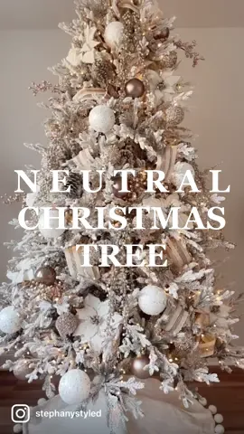Neutral Christmas Tree Styling! #christmastree #christmasdecorating #navidad #AmazonMusicJingleBellTok #GiveWithAllYourHeart #TheSplashDance #fyp