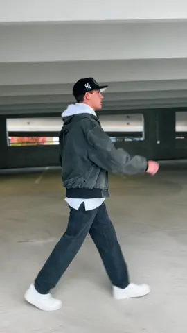 #ad Toppin off my fits with @Lids #HowDoYouLids #ad