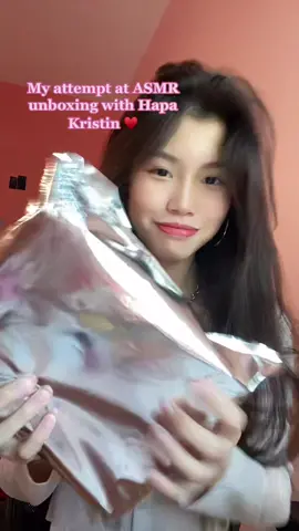 Unboxing @hapakristin_sea ‘s birthday box 🍰 Happy birthday kristin! #hapakristin_sea #hapakristin