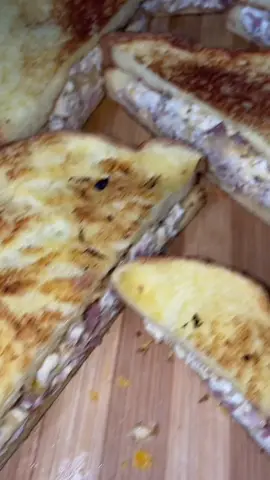 Goood Mornin 🌤 quick 🦃🥓 🥚 N 🧀 🥪 before you start the day YAWMSAYIN #breakfast #breakfastsandwich #howtocook #fyp