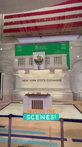 Happy Friday! Here’s a #behindthescenes look at our set at the #NYSE. 💸 #cnbc #squawkonthestreet #stocks #news #stockmarket #fyp #foryoupage
