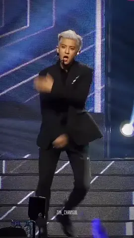 his eyes.😭🔥 #CHANYEOL #EXO #EXOL #TEMPO #fypシ゚viral #tiktok #fyp