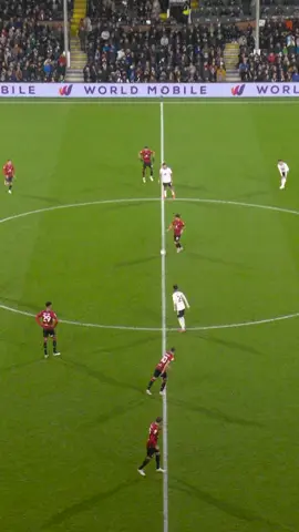 The best kick-off routine ever? Unreal finish from @solankss0 👏 #afcb #football #uksports