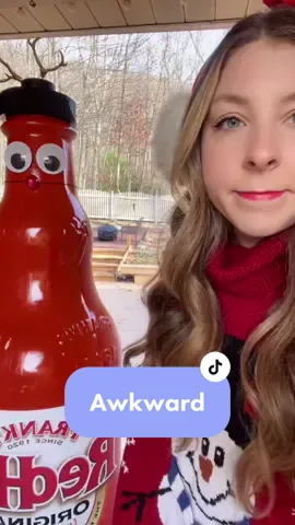 My neighbors haven’t said anything yet tho 🤷🏼‍♀️ #giantfrank #awkwardmoments #KraftMacMeSkip