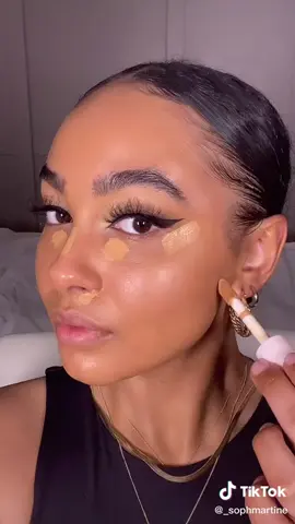 @soph martiné testing our NEW Soft Focus Airbrush Concealer. Wow!! Flawless 😁#fyp #makeuptutorial