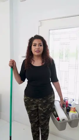 #maid #cleaner #cleanerlife #beautiful #foryou #foryoupage #fyp #fypシ #london #kitchenhack #uk
