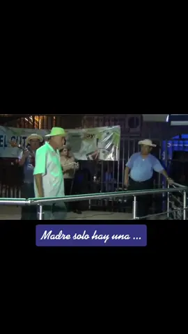 Lily Samaniego.... Canto a la madre.   #tipicopanameño #juventudtipiquera #decimaspanameñas @argelis_ojo