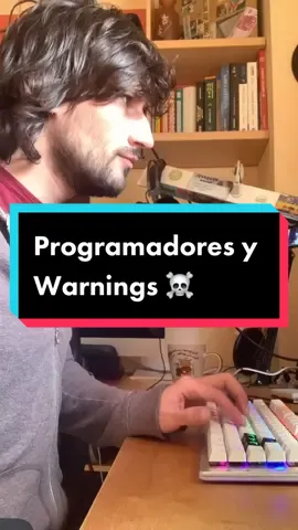 Hay dos tipos de programadores, los que no tienen miedo a nada y los que usan el debugger. #python #javascript  #csharp #tecnologia #ingenieria #csharp #Tech #cplusplus #java