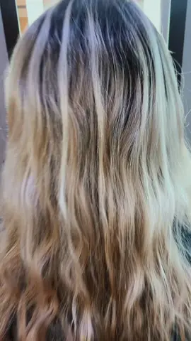 #DecadesofHair did someone say pink ? 💖