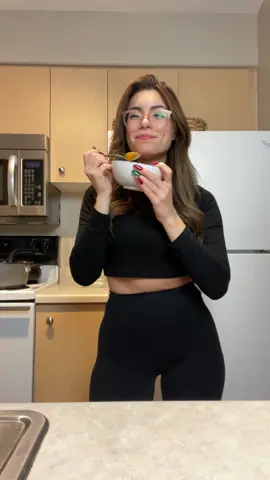 Good soup 🥣 should I do more Asmr cooking? 🥳 #ShareTheMagic #fypシ #fyp #asmrcooking #asmrcookingfood #asmr #asmrfood #emilymariko