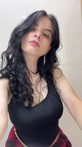 postando 2 da manhã enquanto to jogando stardew valley quase morr3ndo na cama