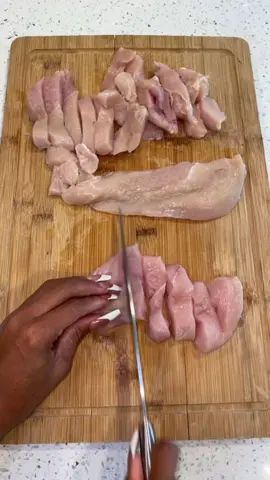 Spicy Rigatoni Florentine & cheesy garlic bread🥖🍝#Foodie #cooking #pasta #  #cookingwithjai_nice