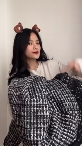 ko đếm nổi số áo tweed đã review #emsocday #bluesp