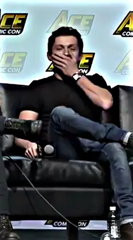 #pov you‘re tom‘s girlfriend…#viral #marvel #marvelstudios #mcu #tomholland #tom #sebastianstan #sebastian #spidermannowayhome #spiderman