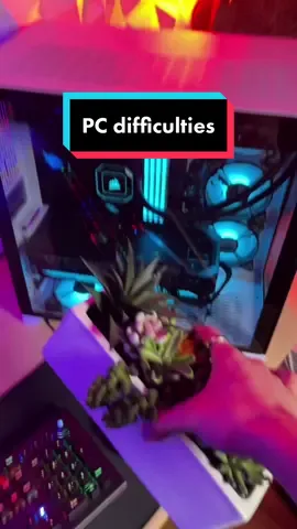 #stitch with @yourpersonalgeek it is actually difficult! 🥲😂 #lianli011dynamic #pc #gamingpc
