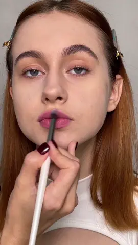 Lips & blush using one product 🔥  #NataliaIten #beautyhack #makeupodessa #makeup #nyxcosmetics_ua