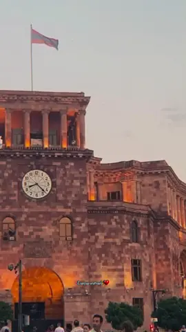 Ревели наши голоса..🇦🇲💔.                           #hayastan #armenia #yerevan #erevan #hayer #arcax #kharabakharmenia #рек #хочуврек #рекомендации #армения #ереван #армяне #арцах #карабах #карабахармении #արցախ #gyumri
