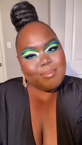 #JBLGreekOut #CustomersMostLoved #PlutoTVDecades #fyp #makeuptutorial