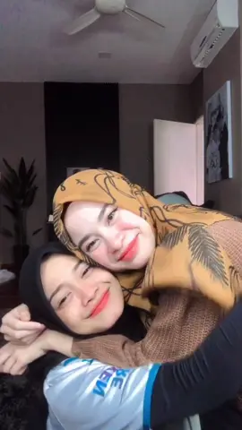 Dear akak bella ❤️ @bellestrelle0 , terima kasih untuk semua kenangan yang pernah tercipta bersama ! #sayangbanyakbintang⭐️