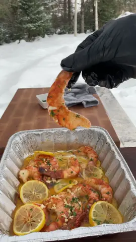 🧈 + 🧄 + 🍤 + 💨 = 🔥