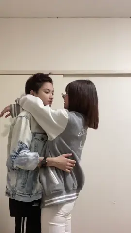 He hates me when I do this to him🤣 I love you @imrainedelrosario #aRKei #myrairaine