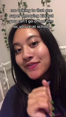 oh the things i would SCREAM at that child #school #annoying #highschool