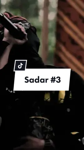 😢💔 pokonya mah nonton fullnya di channel youtube SG Entertainment yah. Judul lagunya Sadar 😢💔