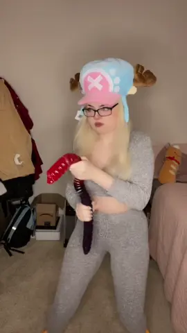 Reply to @kanekis_torment it’s a gummy worm 🪱