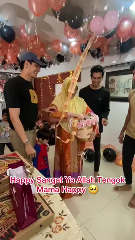 Surprise Orang Paling Special Dalam Hidup . #fyp #aisarkhaleed