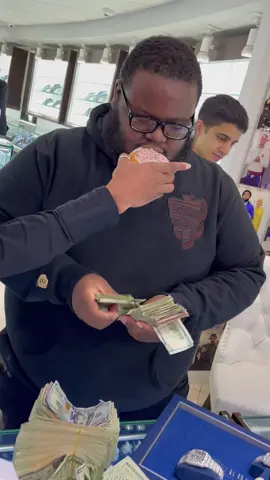 @BFB Da Packman getting the ultimate Icebox experience! 🥶💎🍩  #icebox