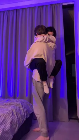 В инсте:kolunya___ все расскажем✨