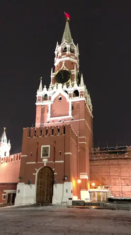 ИРОНИЯ СУДЬБЫ, или С НОВЫМ ГОДОМ! 🥂🎄🎅 #сновымгодом2022 #новыйгод #новыйгод2022 #москва #россия #vpruntsev_video #vpruntsev_russia #vpruntsev_moscow