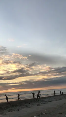 Mentahan 1 #mentahan #sad #adolah #fyp #sunset #senja #pantai #NetflixKetayangan