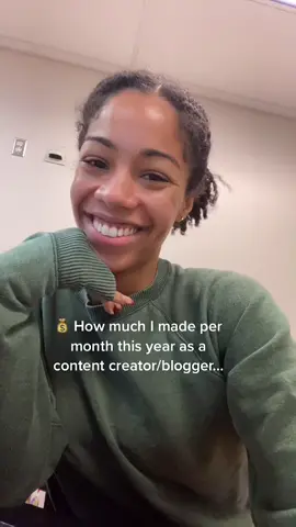 But how many “experts” will tell you how tired we are? 👀 . Video Inspired by @heykellyellen   #microinfluencer #microinfluencertips #bloggerlife