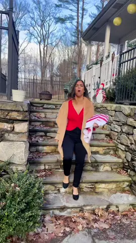 On the 7th #gag of Christmas 🤢 @lauryndagostino 🎄 #fyp #foryou #happyholidays #winteroutfit #givingszn #OOTD #funny #couples