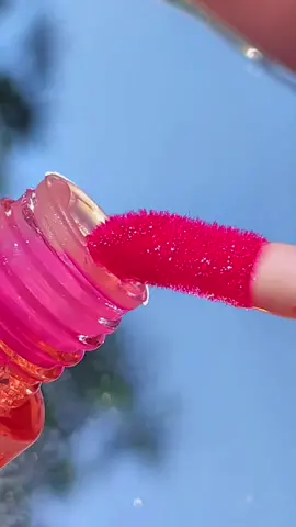 ini tuh bagus bgt asli gk diendorse 😭#lipcare #bibirpinknatural #bibirkering #lipmagic #kissbeauty