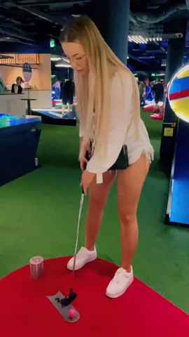 Szach mat 🙉 #challenge #golfchallenge #dc