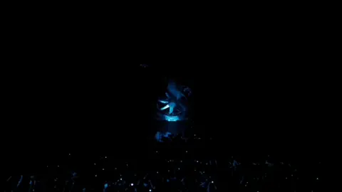 Rammstein - Mein Herz Brennt (Paris 2017) #Rammstein #MeinHerzBrennt #TillLindemann #RichardKruspe #PaulLanders #ChristophSchneider #ChristianLorenz #OliverRiedel #Hawkstein