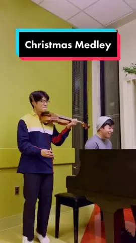 iphone 13 cideo quality do be different tho. Shoutout @anicanyu for the nice quality #christmas2021 #piano #violin #jinglebells #medley