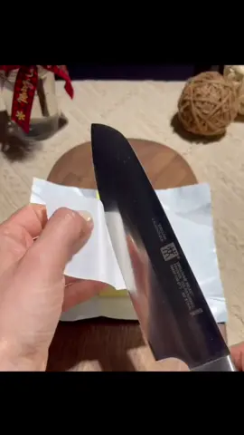 Use this #kitchenhack from now, it will save you lots of time #LifeHack