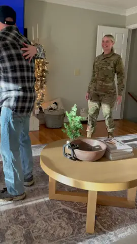 im home😊#airforce #surprise #merrychristmas #military #cominghomesurprise