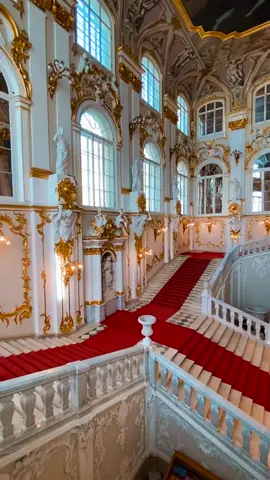 📍Иорданская лестница в Эрмитаже 💔 #эрмитаж #зимнийдворец #эрмитажспб #эрмитажсанктпетербург #иорданскаялестница #зимнийдворецпитер #петербург