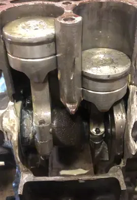 Por dentro do motor #mechanic #engine #photography #fy