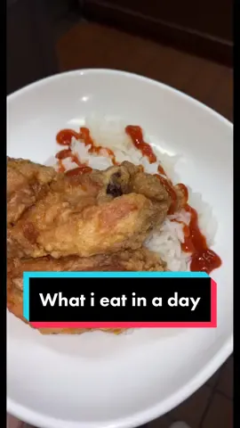this video made me realize how little I actually ever cook 😅😅😅 #whatieataday #StepandFlex #k18hairflip #MyPlayoffPicks #fyp #food #Foodie #starbuck
