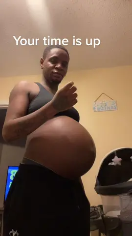 40weeks baby z  on his own time 🤦🏾‍♂️😭#FritoLayRickRoll #StepandFlex #k18hairflip #seahorsedad🏳️‍⚧️ #transandproud💙💗🤍💗💙 #overbeingpregnant